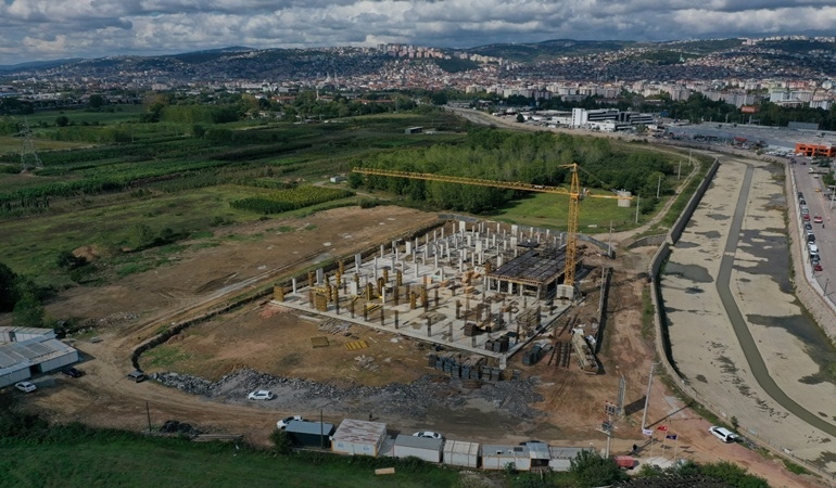 Gıda Üretim Tesisinin kolon imalatları sürüyor