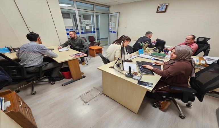 Gölcük Belediyesi’nden istihdama katkı 