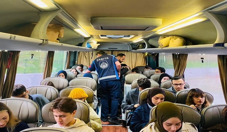 Gölcük Belediyesi’nden üniversite öğrencilerine büyük destek 