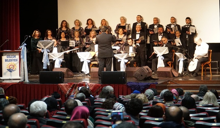 Gölcük Belediyesi THM konseri büyük beğeni topladı 