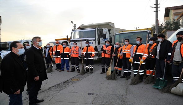 Gölcük Belediyesi tüm mahallelerde temizlik seferberliği başlattı