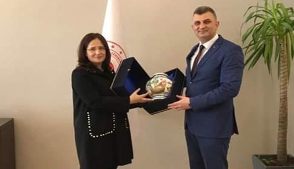 Gölcük Belediyesi vergi borçlarını sıfırlıyor