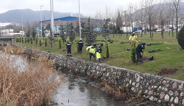 Gölcük sahilleri bahara hazırlanıyor
