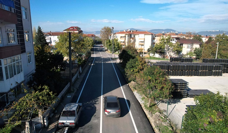 Gölcük’te Bilgin Caddesi yenilendi 
