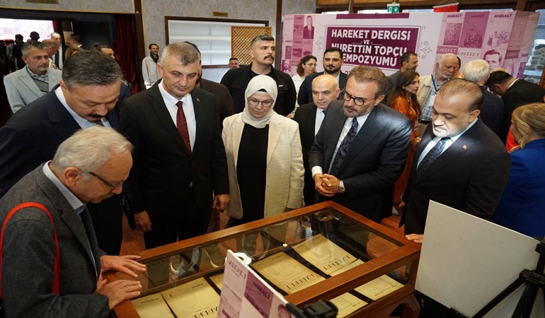 Gölcük’te edebiyat bahane sohbet şahane dedirten sempozyum başladı