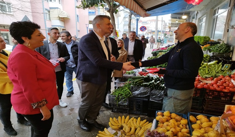Gölcük’te İhsaniyelilerden Sezer’e tam destek