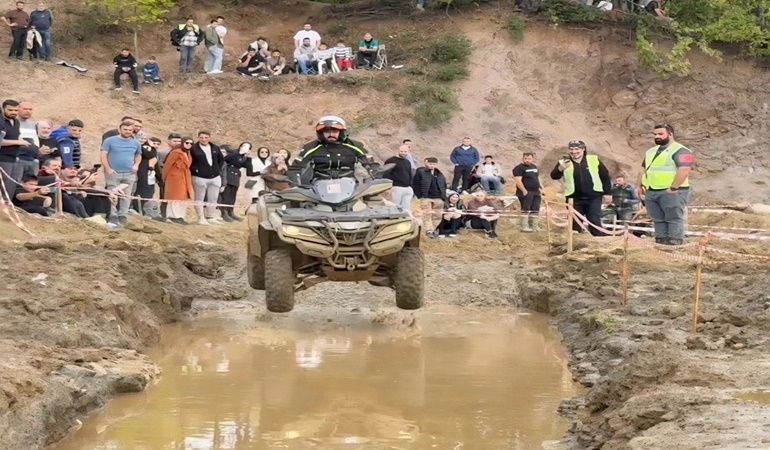 Gölcük'te nefes kesen yarış!