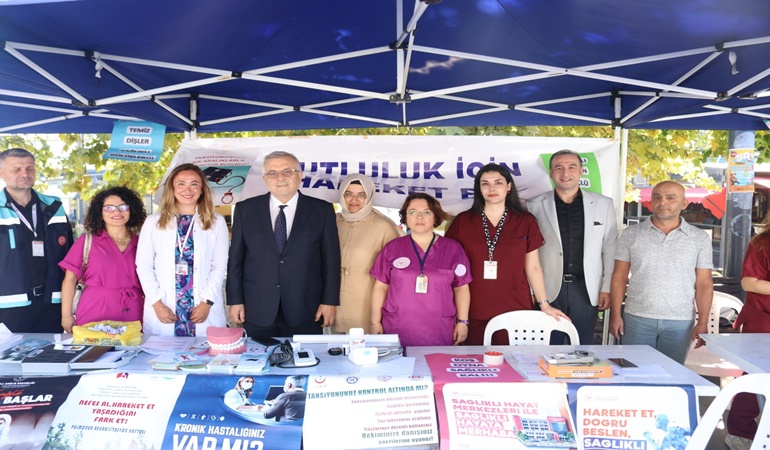 Gölcük’te sağlık hizmetlerine yönelik bilgilendirme ve tarama çalışması 