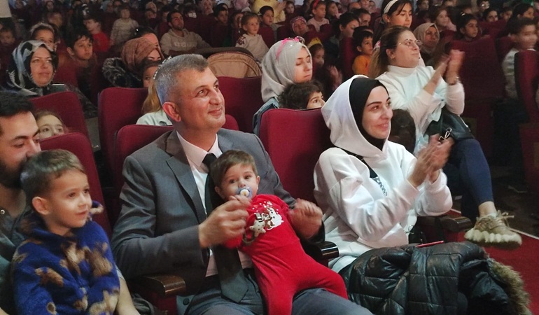 Gölcük'te tiyatro sevgisi bir başka güzel