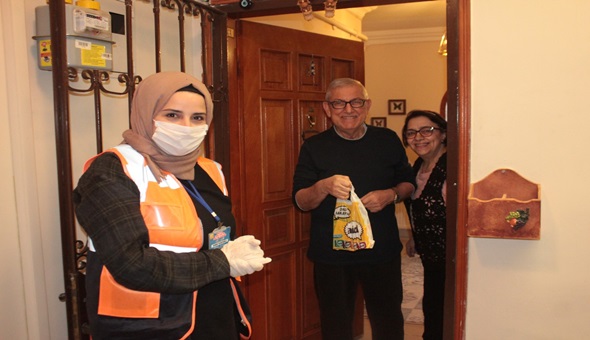 Gölcük'te virüse karşı sıkı tedbirler