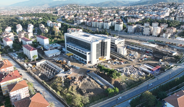 Gölcük’te yeni Devlet Hastanesi yeni yılda açılacak