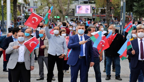 Gölcük'ten Azerbaycan'a büyük destek