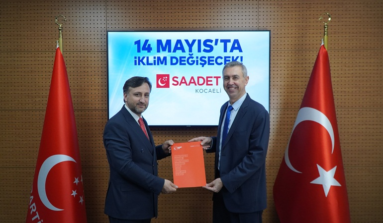 Gölcük’ün sevilen Diş Hekimi Saadet Kocaeli’den aday 