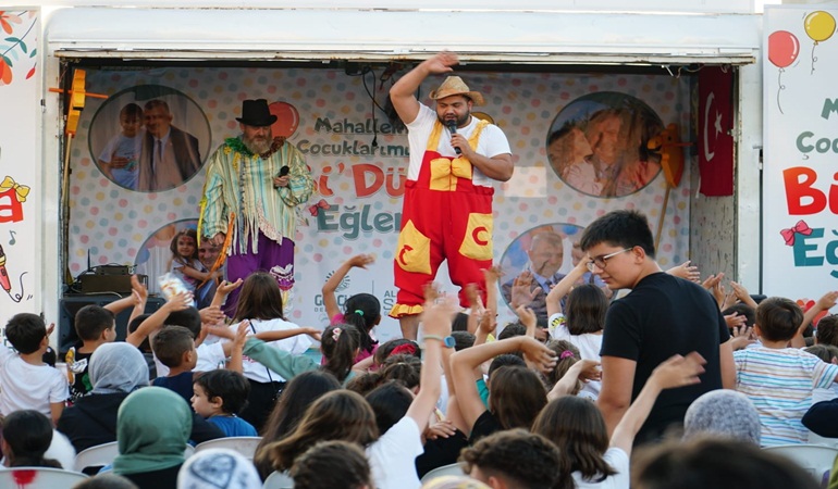 Gölcüklü çocuklar Bi Dünya eğlenceyi çok sevdi 