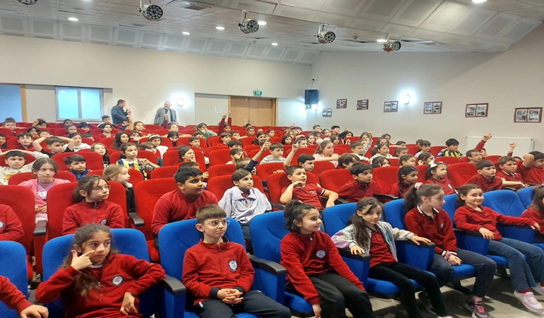 Gölcüklü öğrencilere uygulamalı sıfır atık eğitimi