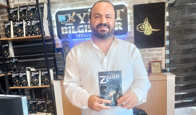 Gölcüklü yazar Ahmet Koçyiğit’in romanı Zahir yok satıyor!