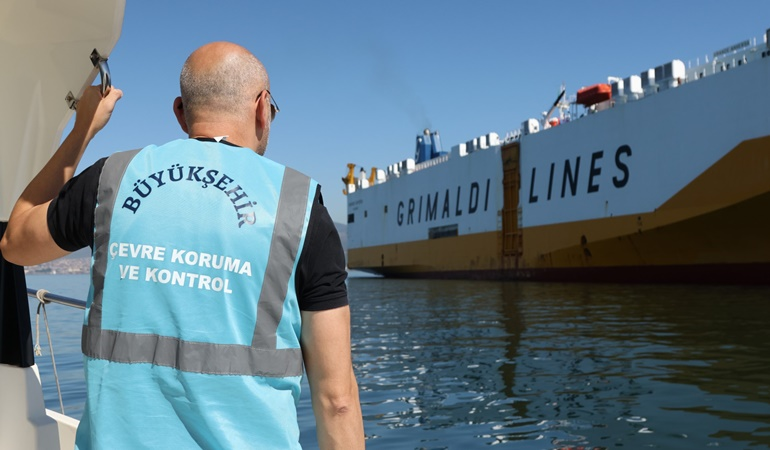 Görevleri denizi temiz tutmak, kirletilmesine engel olmak