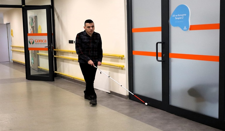 Görme engelli Eren’in hayatını değiştiren eğitim