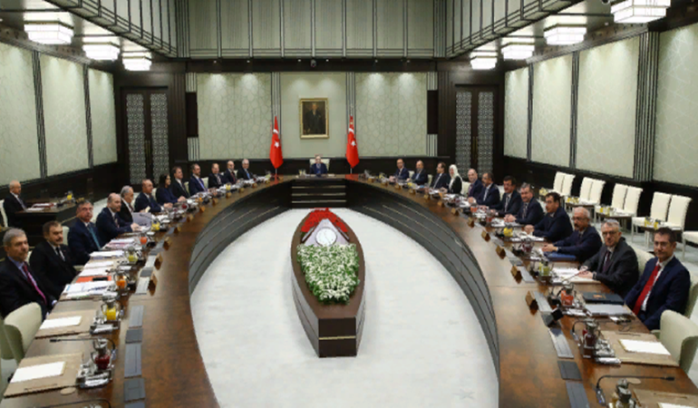 Gözler kabine toplantısında