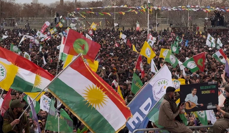 Gözümüzün içine baka baka 'büyük Kürdistan'ın temellerini atıyorlar