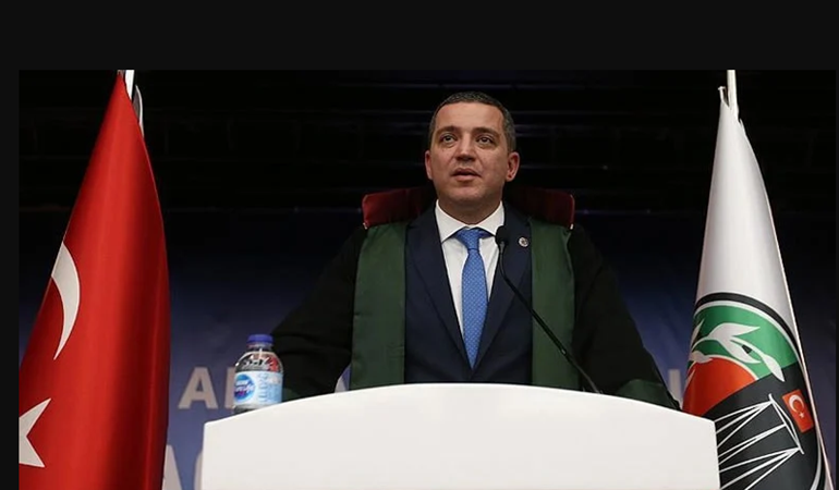 Gözünün içine bakarak hukuksuzlukları sıraladı