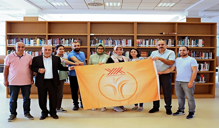 GTÜ kütüphanesi artık YÖK Turuncu Bayrak ödüllü