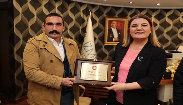 Gültepe Cemevi Derneği’nden Hürriyet’e teşekkür ziyareti