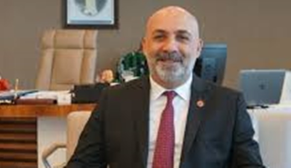 Hakan Tanta istifa etti