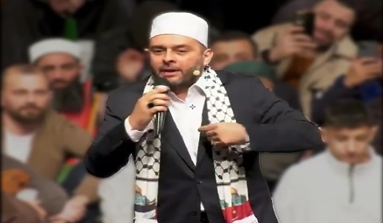 Halil Konakçı yine Atatürk’e dil uzattı