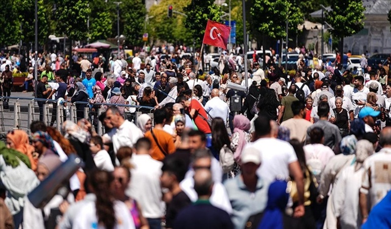 Halkın yüzde kaçı erken seçim istiyor?