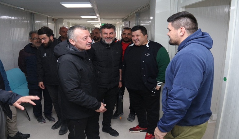 Hatay Defne’deki Büyükşehir Hastanesi hasta kabulüne başladı