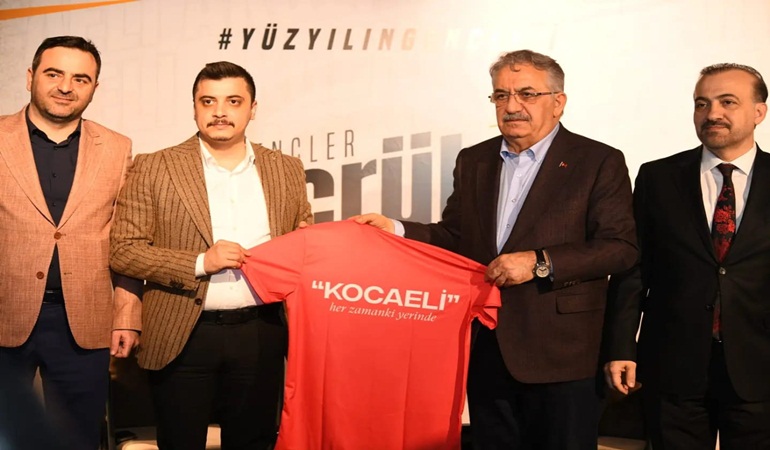 Hayati Yazıcı’dan gençlerle tecrübe paylaşımı