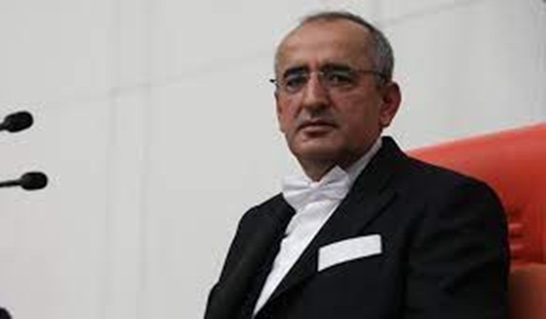 Haydar Akar, 8 Mart’ı unutmadı