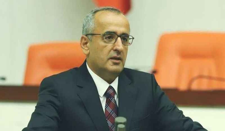 Haydar Akar’dan Anneler Günü mesajı