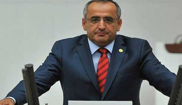 Haydar Akar, Deniz Gezmiş ve arkadaşlarını andı