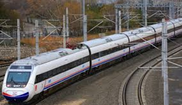 Haydar Akar trenin peşini bırakmıyor