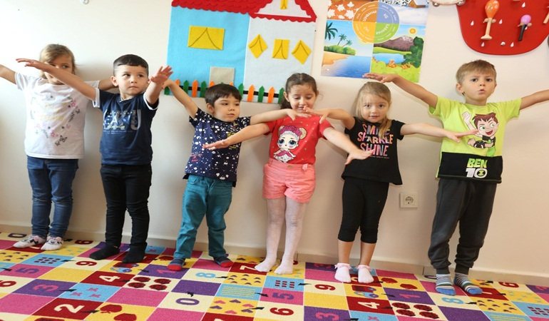 Haydi çocuklar annelerle KO-MEK’e