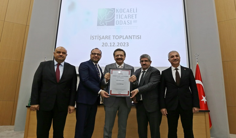 Hisarcıklıoğlu, Kandıra Belediye Başkanı Adnan Turan’ı övdü