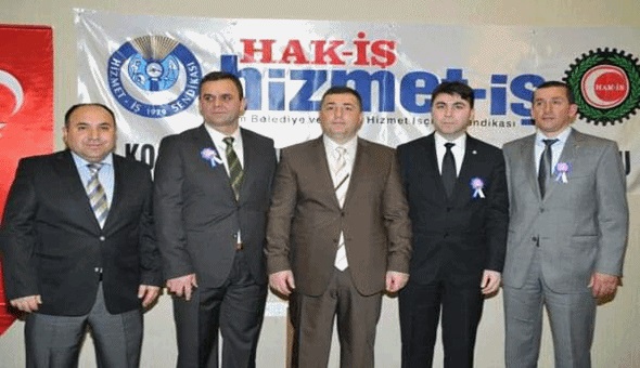 Hizmet-İş'in yöneticileri 1'er maaşlarını bağışladı