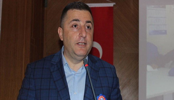 Hizmet-İş'ten o belediyeye mesai tepkisi