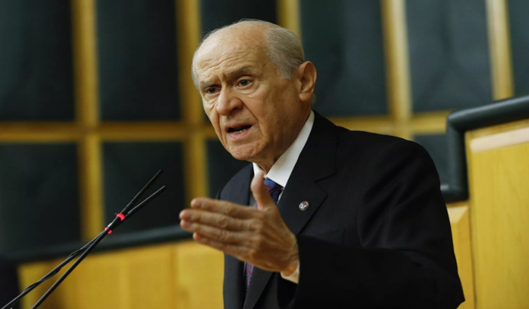 Hükümet istifa sloganları Bahçeli'yi kızdırdı