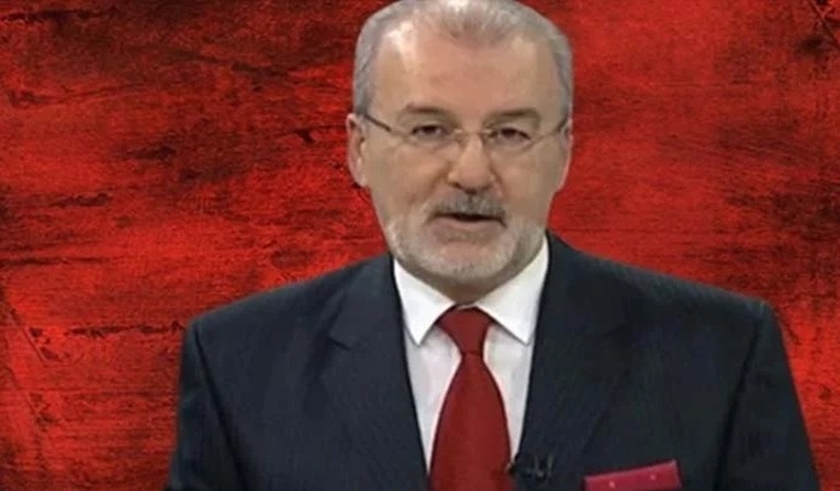 Hulki Cevizoğlu rüzgar gülü gibi! Dön baba dön