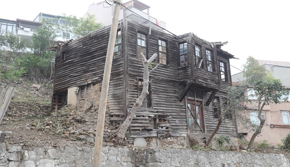 Hürriyet, Hulusi Kentmen’in evini İzmit’e kazandırıyor