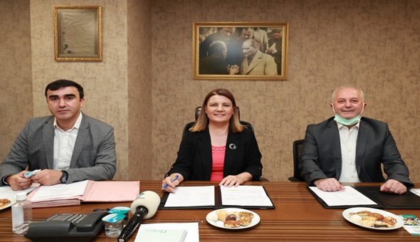 Hürriyet, yüzlerce kadrolu işçi ve memura hakkını verdi