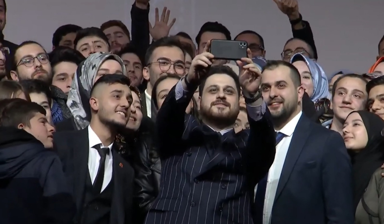 Hüseyin Baş Yeter! Söz Gençlerin diyerek seçim startını verdi