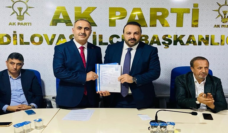 İbrahim Şahin, başvuru dosyasını Yıldırım’a teslim etti