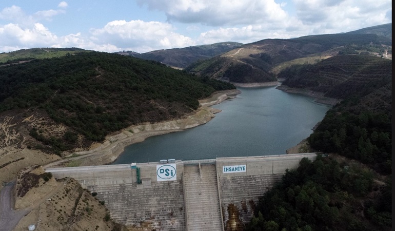İhsaniye’de Avcıdere’nin suyu içme suyu sistemine kazandırılıyor