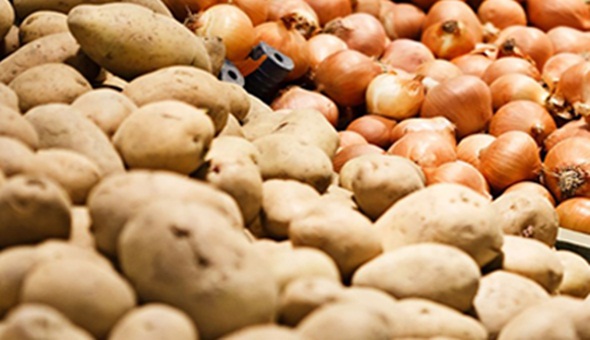 İhtiyaç sahiplerine patates ve kuru soğan dağıtacağız 