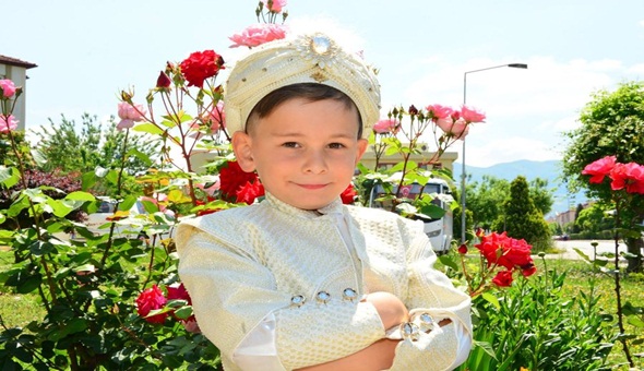 İki çocuğun silahla oyunu ölümle bitti