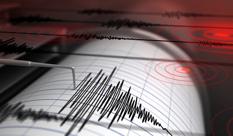 İki saatte 12 deprem